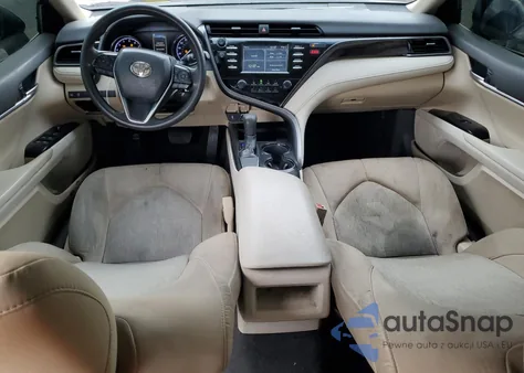 2019 Toyota Camry L z USA, uszkodzony, nr VIN 4T1B11HK2KU234276